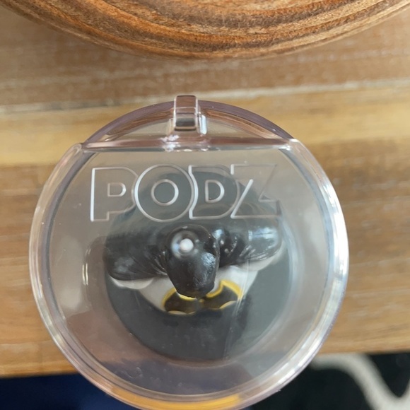 Podz Collectible action Figure - Picture 4 of 10